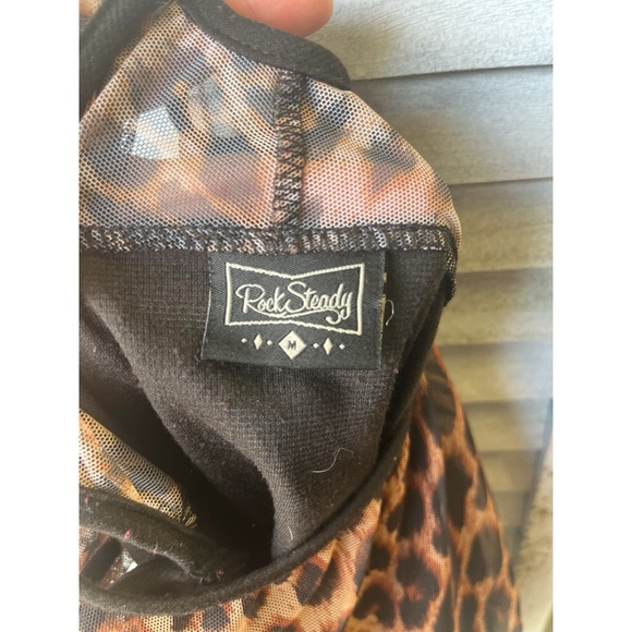 π₯ *Vintage Rock Steady Leopard Mesh Top* π₯ - Picture 2 of 8